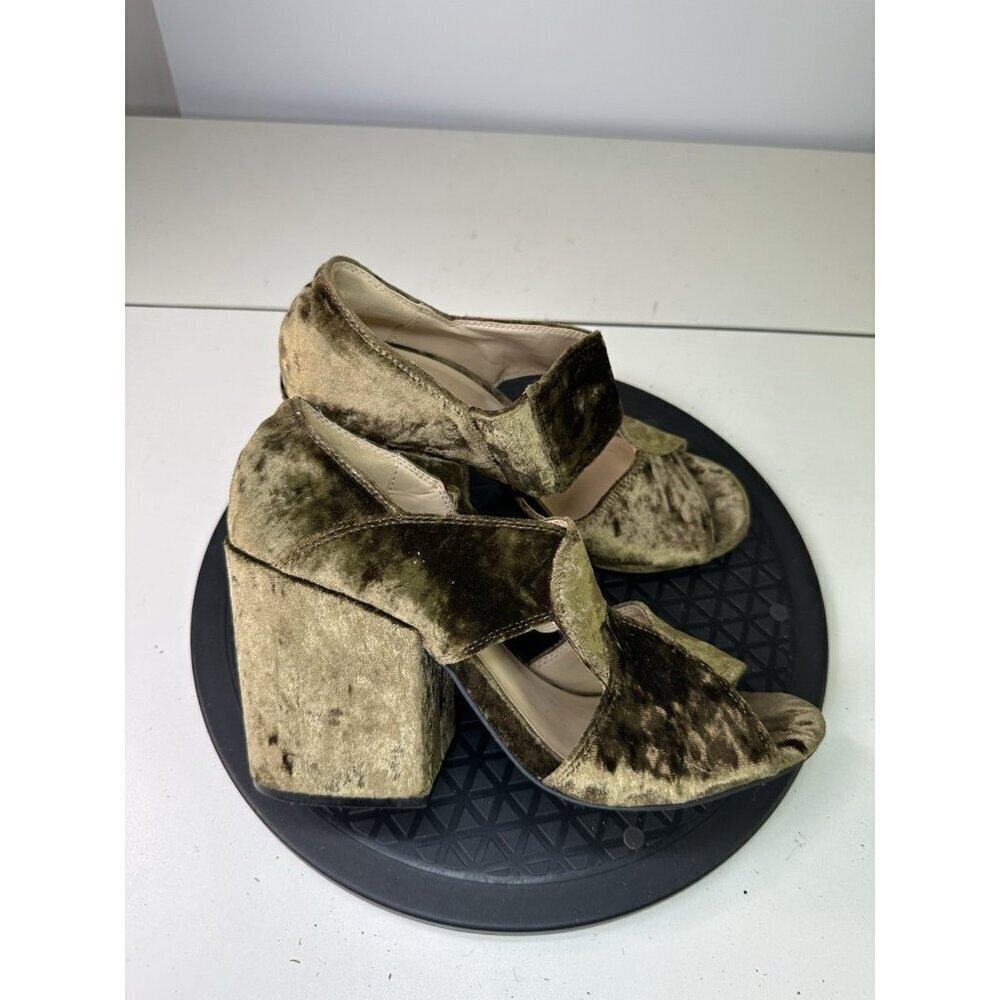 Cabi Interlock Womens  Chunky Heel Shoes Crushed Velvet Sandals Open Toe Size  7
